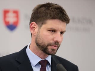 Ostrá kritika pre opozičnú