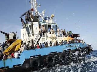 Ďalšia loď plná migrantov