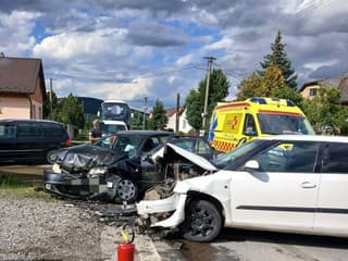 AKTUÁLNE Čelná zrážka na