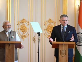premiér Robert Fico (Smer-SD)