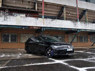 Volkswagen Golf R Variant