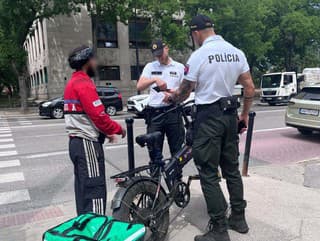 Bratislavská polícia kontrolovala taxikárov