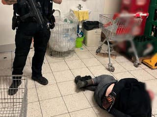 Polícia prichytila dvojicu pri