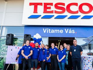Tesco sa rozširuje a modernizuje