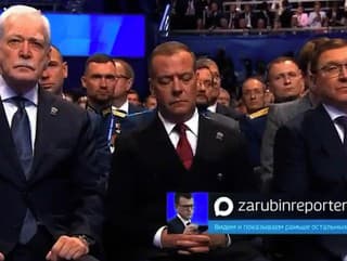 Dmitrij Medvedev zaspal počas
