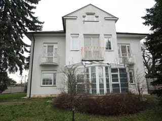 Prezidentská vila je neobývaná