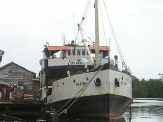 Prevrátil sa trajekt so