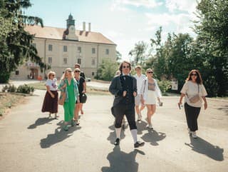 Zabudnite na nudu! V