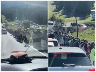 Tisíce turistov čakali pod