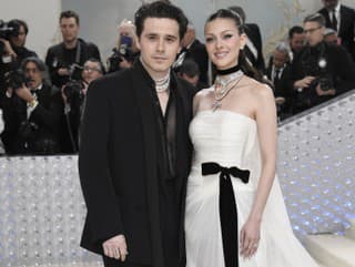 Brooklyn Beckham a Nicola