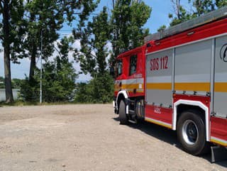 Hasiči bijú na poplach: