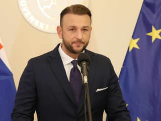 Matúš Šutaj Eštok.