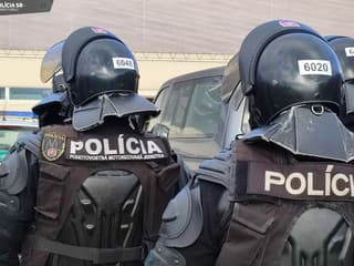 Polícia bude dohliadať na