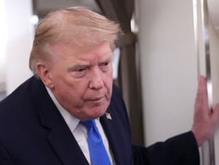 Trump zavádza clá na