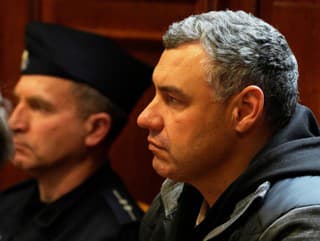 Obžalovaný Volodymyr Žuravľov (vpravo)