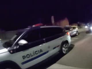 Polícia zadržala dvojicu podozrivú
