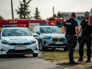 Anonym hrozil bombou vo
