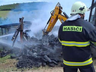 Zásah hasičov v Ludrovej: