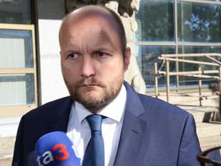 Jaroslav Naď prichádza na