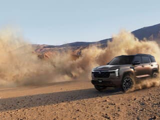 Mitsubishi Pajero 2027
