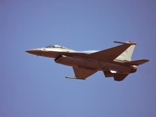 Hororový pád stíhačky F-16