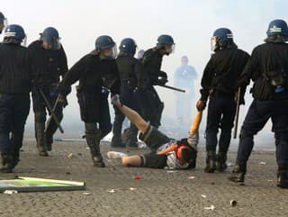 Násilie a antisemitizmus v