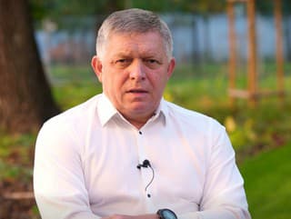 Robert Fico sa opäť