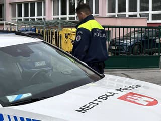 Polícia zasahuje na ZŠ