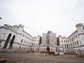 Rekonštrukcia kaštieľa Rusovce