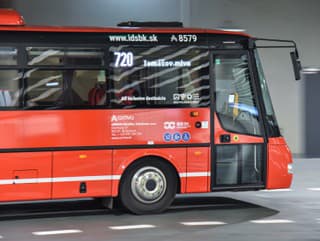 Na snímke autobus spoločnosti