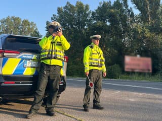 Polícia monitoruje hrozby na