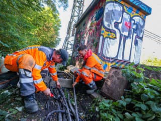 Pracovníci spoločnosti Deutsche Bahn