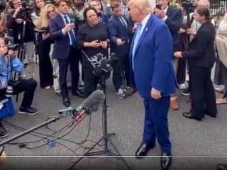Trumpov neobvyklý postoj vyvolal