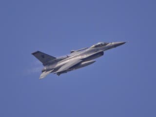 Stíhačka F-16V Viper.