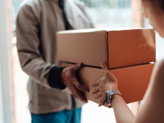 E-shopy nemôžu ľubovoľne spoplatniť