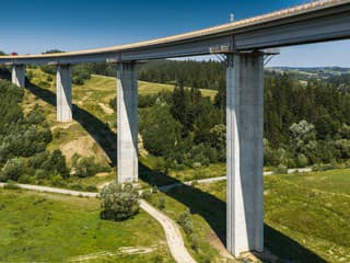 Vodiči, POZOR! Úsek diaľnice