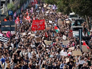 Študenti protestujú vo francúzskych