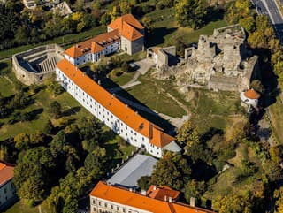 V Dobóovskom kaštieli v
