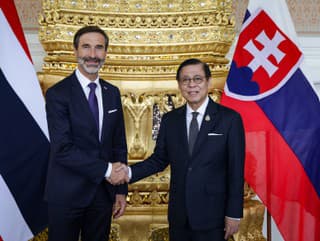Zľava slovenský minister zahraničných