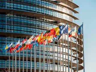 Európska únia posiela do