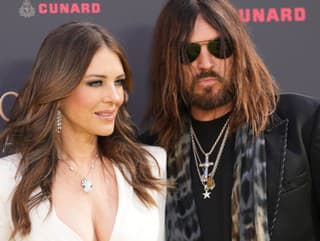 Elizabeth Hurley a Billy
