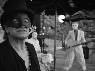 U2, video The Greatest