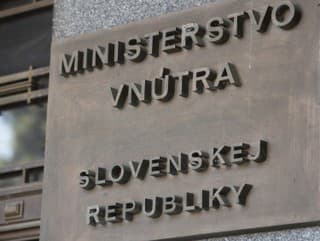 Ministerstvo žiada úrad o