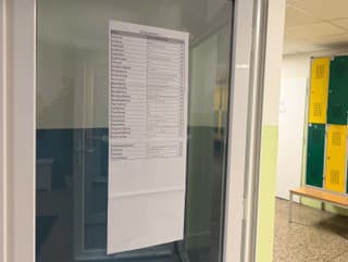 Prepočítavanie lístkov skomplikovalo voľby