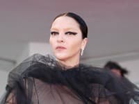 Celé Benátky ZÍZALI na ňu: Ach… Veď to mohla prísť aj HOLÁ!