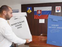 Prípravy volebných miestností sú v plnom prúde. 