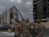 Pohľad na zničenú budovu v regióne Kyjeva