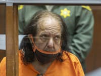Ron Jeremy nie je