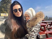 Natália Glosiková so svojou dcérkou Zairou