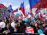 Protivládne protesty v Česku
